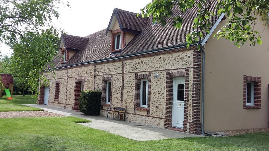 Gite Du Petit Potron Happonvilliers Exterior photo